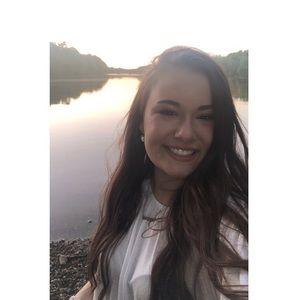 Meet your Posher, Alli